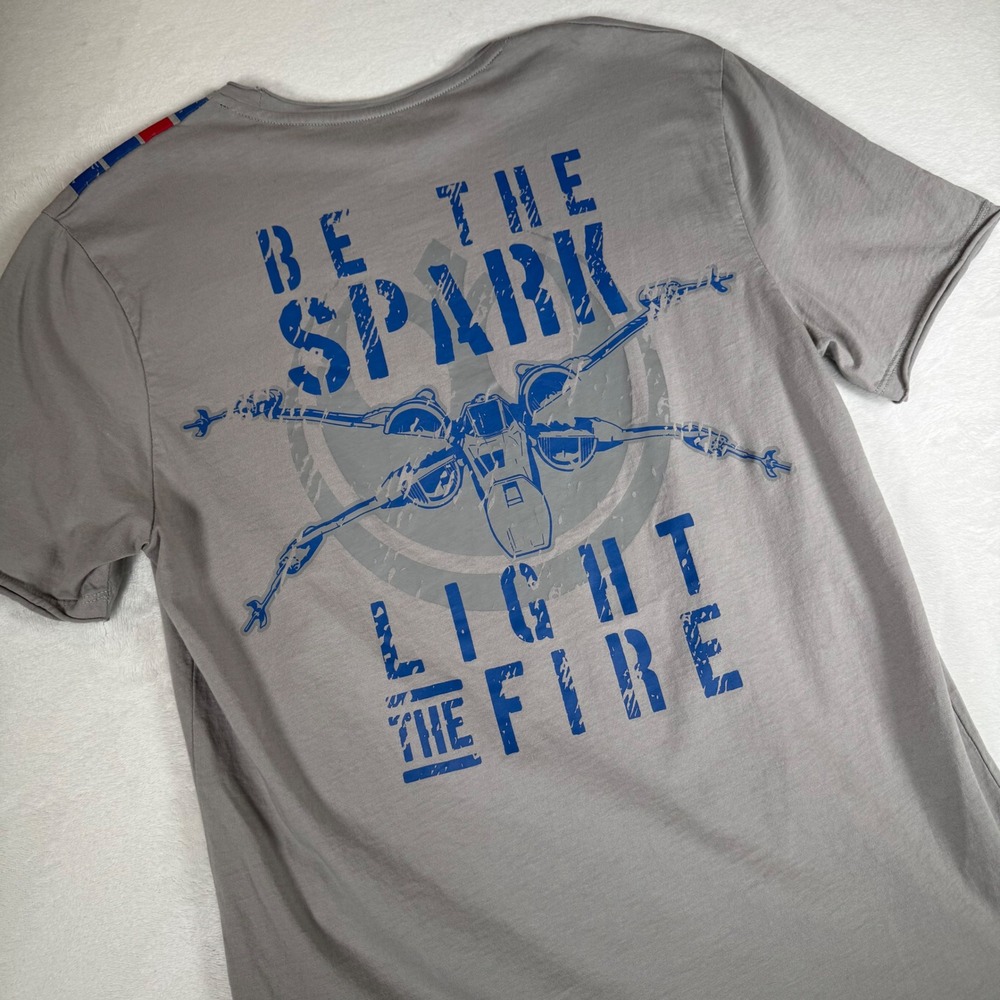 Star Wars Galaxy's Edge Resist T-Shirt Men's S Spark Light Fire‎